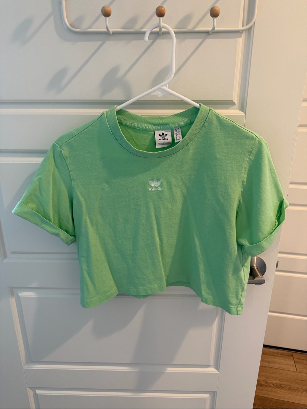 adidas Mint Green Trefoil Cropped Tee size L